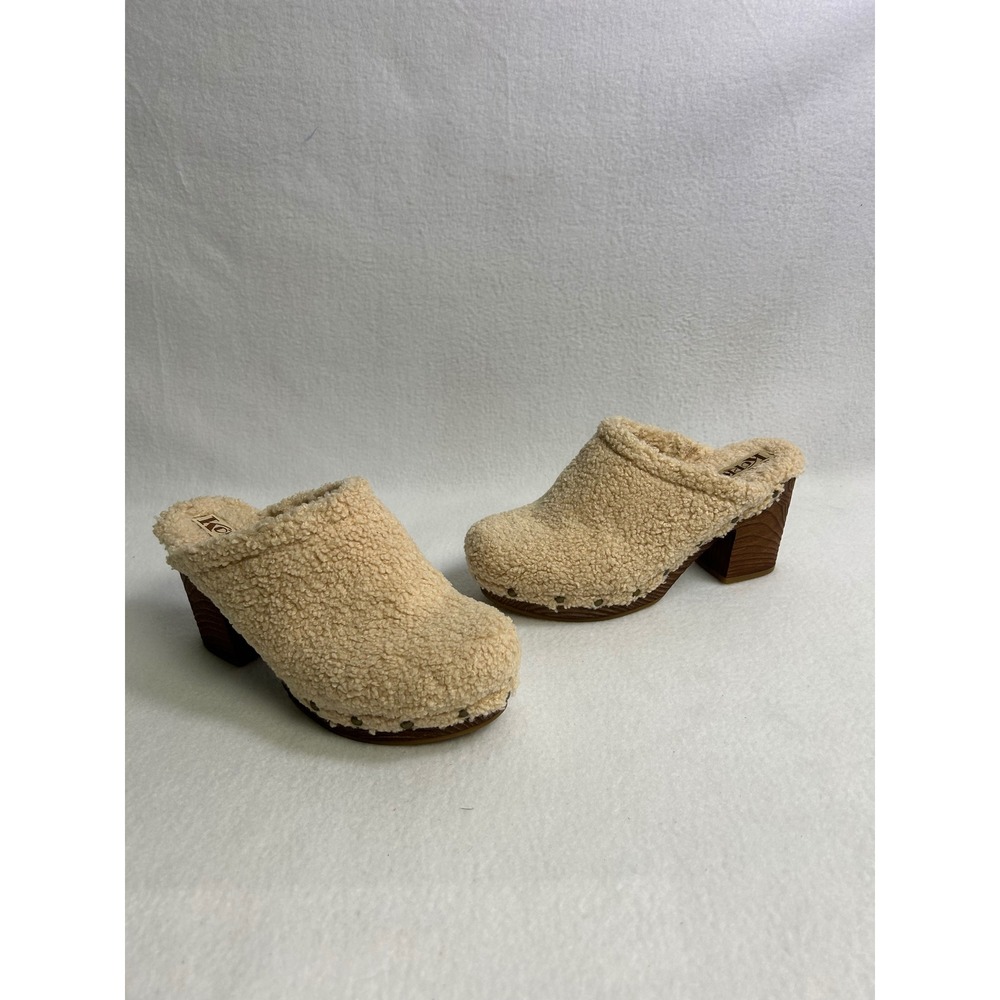 Boho Sherpa Korks Women 7M Cream Faux Fur Studded Wood Block Heel Platform Clogs